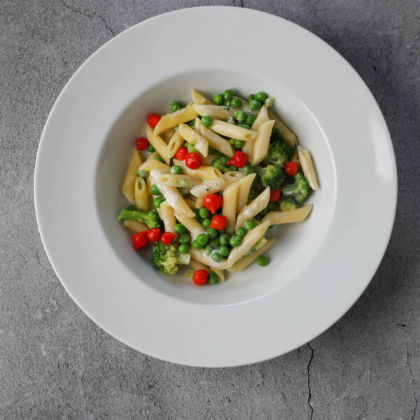 Penne-Pasta-with-Peas,-Broccoli-and-Lily-Peppers®